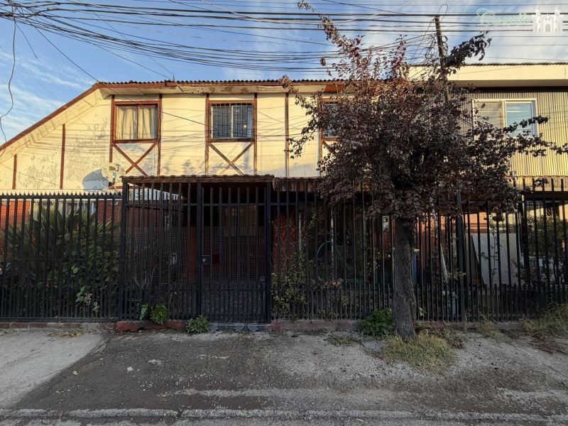 Casa Cerca De María Inés Con Av. San José De La Estrella - La Florida